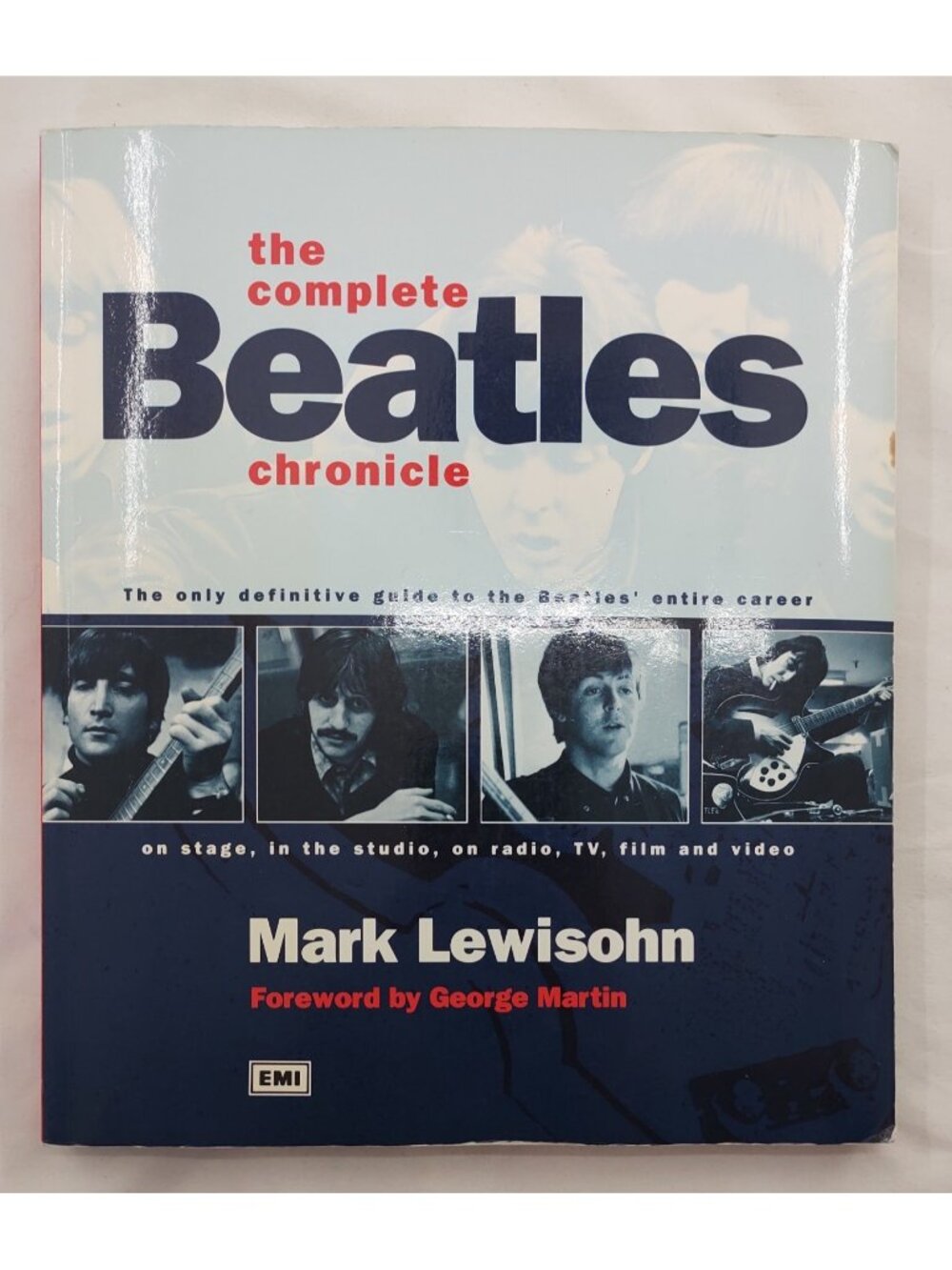 Complete Beatles Chronicle Mark Lewisohn History Book ISBN 0681028904